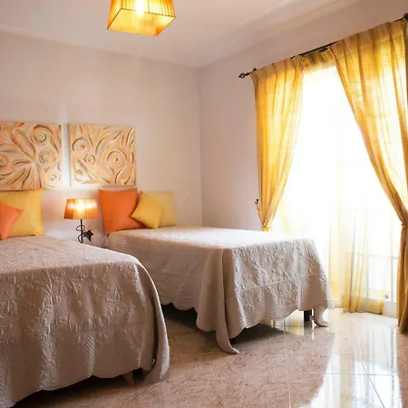 Oliveira Holiday home *