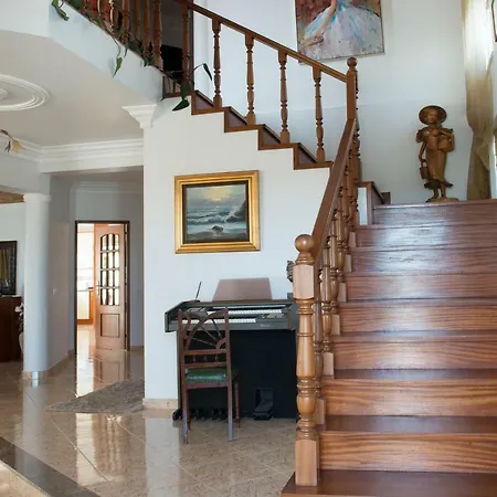 Oliveira Holiday home *